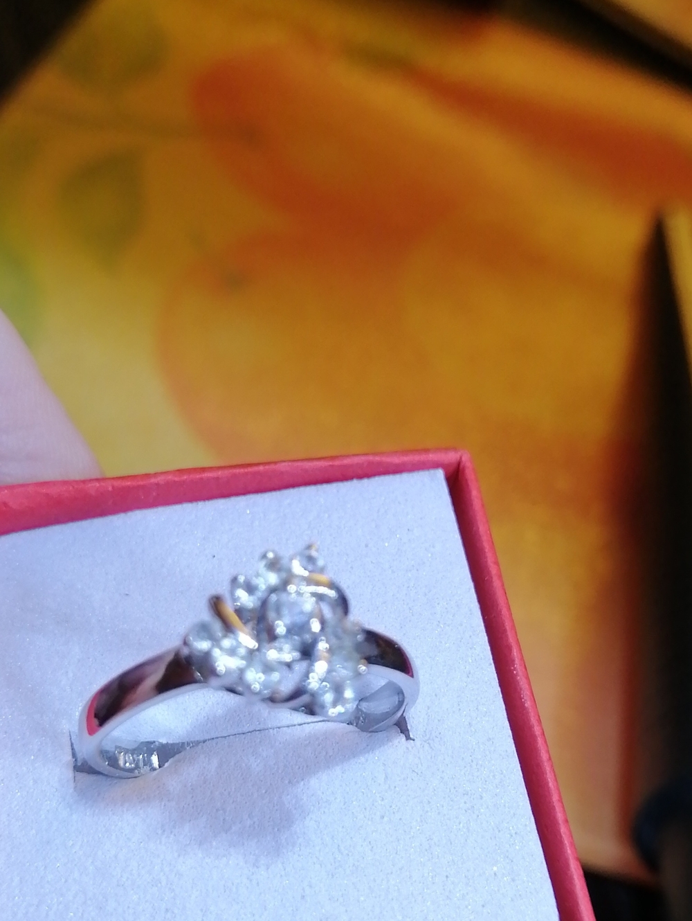 14K White Gold Plated Sparkling Crystals Ring By MAJA Size 8.5